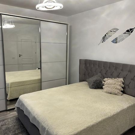 Appartamento Magnific Gran Varadino Esterno foto